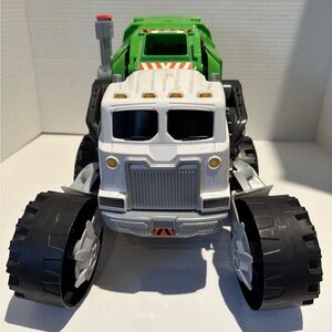 Vintage Matchbox STINKY The Garbage Truck 2009 Mattel Tested Moves & Talks